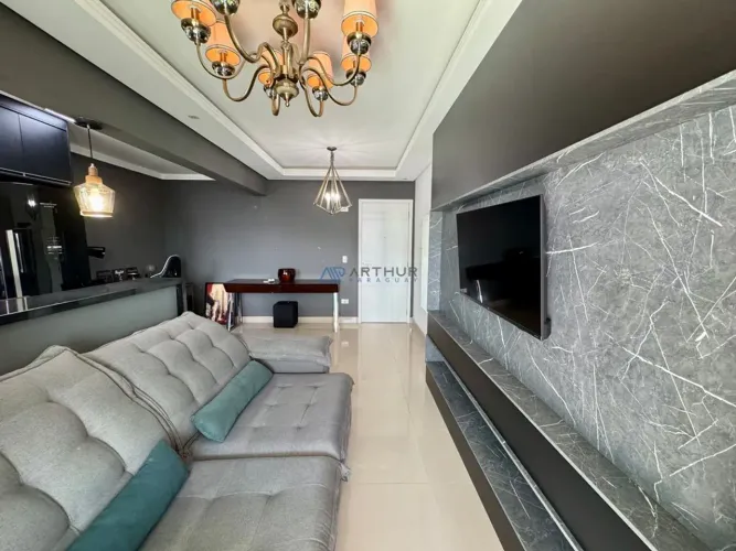 Apartamento à venda com 1 dormitório mobiliado no Canto do Forte