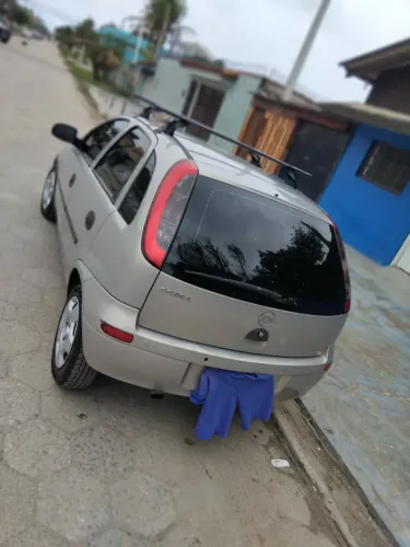 Chevrolet Corsa Hatchback 1.0 MPFI 8V 71cv 5P 2004