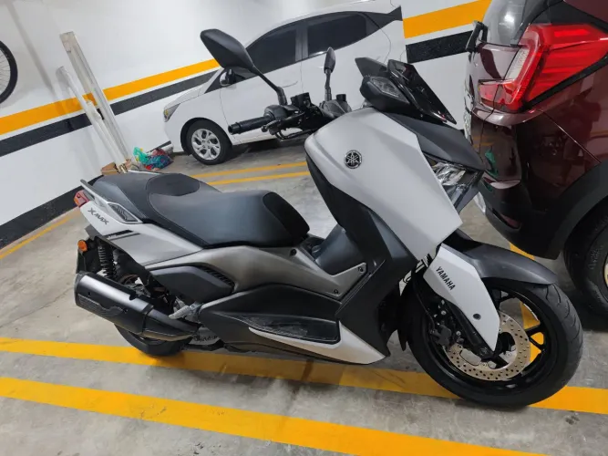Vendo Xmax 250 25/25