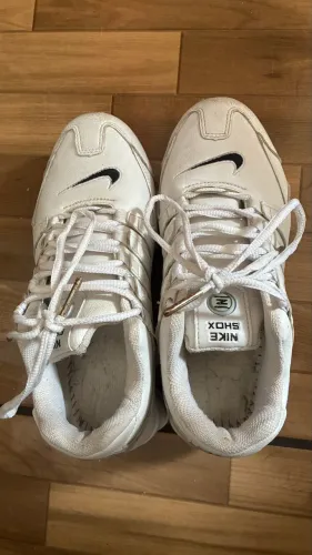 Tênis Nike Shox Usado