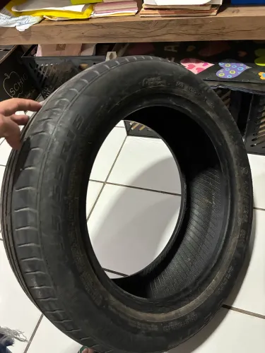 Vendo 2 pneus 195/55 aro 15