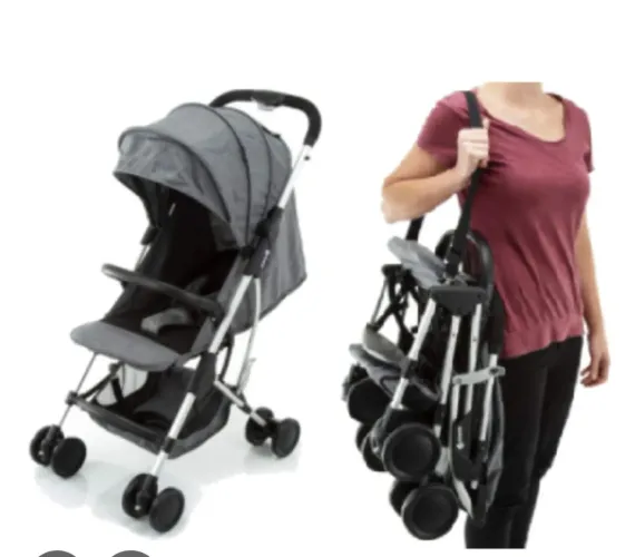 Carrinho de bebê (SEMINOVO)