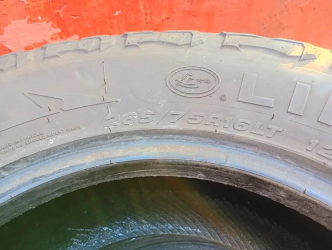vendo esse peneus aro 16 vendo os dois pro 300