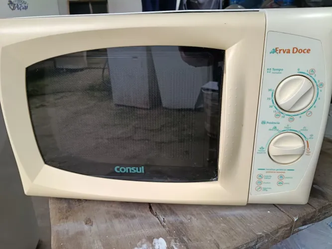 Micro-Ondas Consul 20L 220V