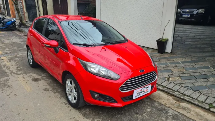 Ford Fiesta SEL 1.6 16V Flex Aut. 5P 2017