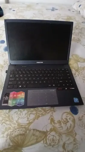 Notebook positivo motion plus q464b