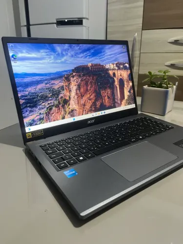 Notebook Acer Aspire 15 | Intel i5 13ª Geração | 8GB RAM | SSD Rápido 256GB