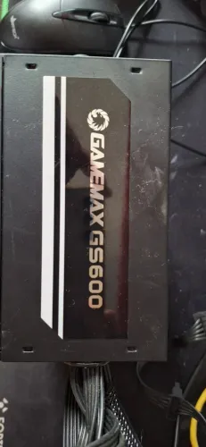 ONTE GAMEMAX GS600, EM BOM ESTADO.