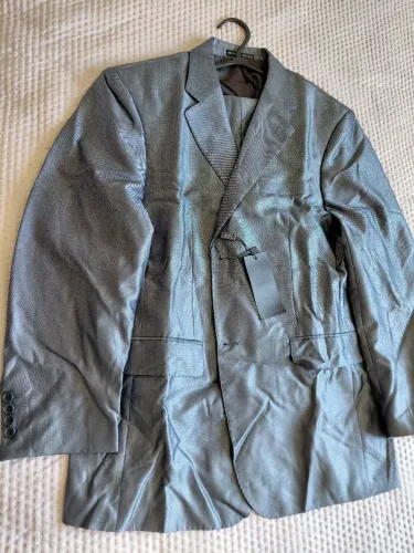 Vendo terno Hugo Boss