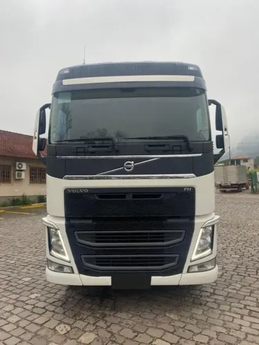 Volvo FH 460 6x2 ano 2021