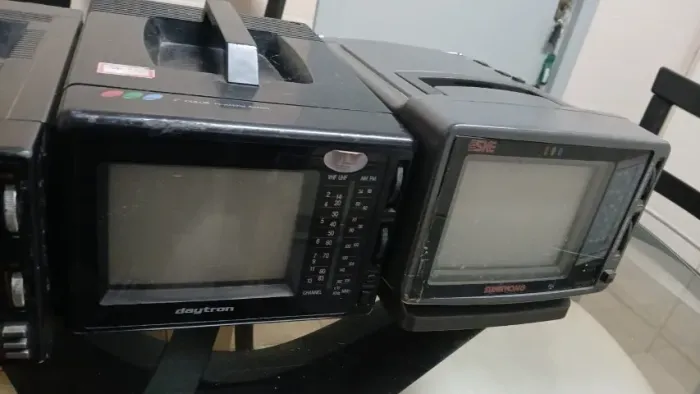LOTE DE TELEVISÕES COM AV 5 POLEGADAS