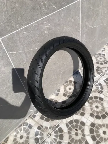 Pneu Michelin dianteiro bmw 1200gs Aro 19 120/70 ZR 19