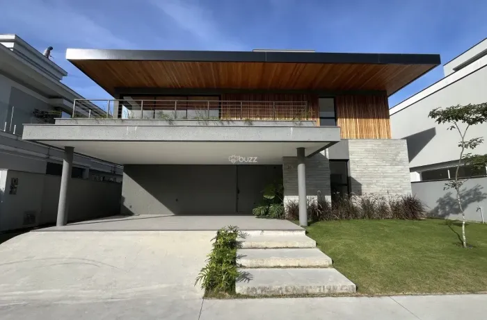 Casa em Condomínio Fechado no Ratones - Florianópolis