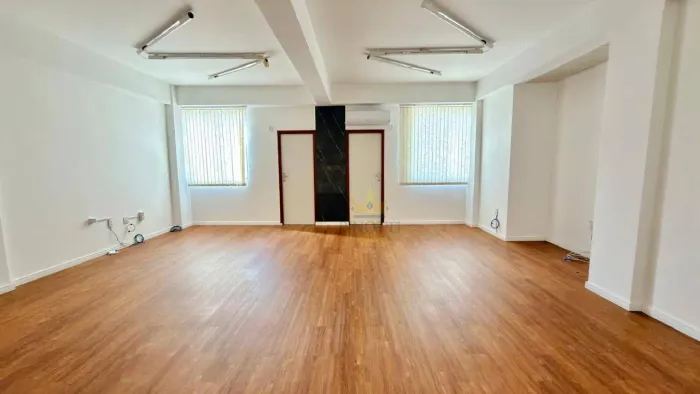 Sala Comercial para locação - Centro - Itajaí/SC