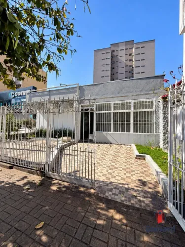 Ponto Comercial na Rua 4 de Março para Locação
