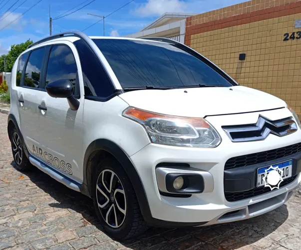Citroen Aircross GLX 1.6 Flex 16V 5P Aut. 2012