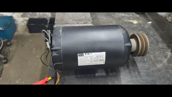 Motor weg 1.5 CV 220v