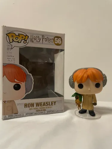Funko Pop Ron Weasley Mandragora 56 com Caixa e Suporte