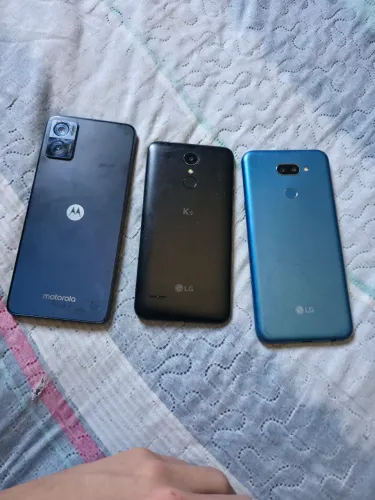 3 celulares para retirada de peça