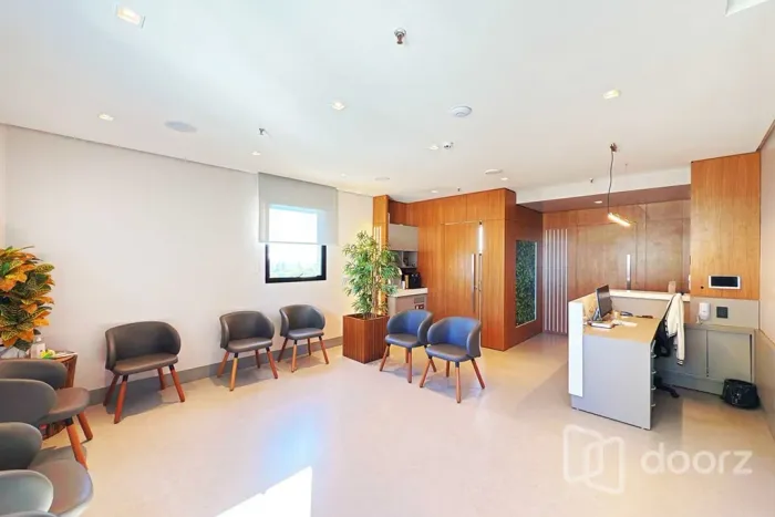 Imóvel na Luiz Manoel Gonzaga com 0 dormitórios e 205m²