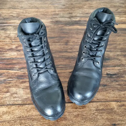 Coturno couro timberland 38