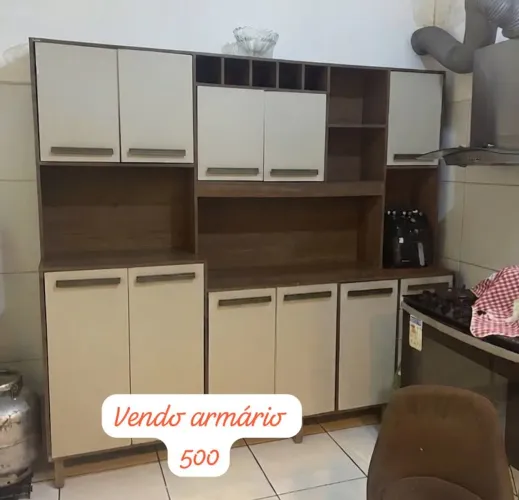 Vendo armário