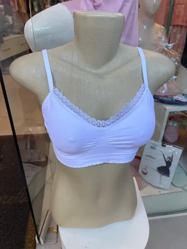 Manequim meio corpo feminino