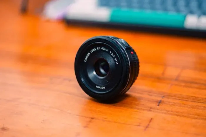 lente canon 40mm f2.8