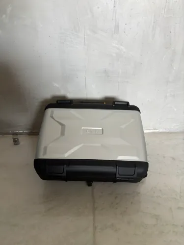 Mala Lateral Direita Nova Original BMW Motorrad Vario Nunca usado R1200GS/R1250GS