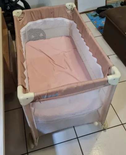 Mini berço, chiqueirinho
