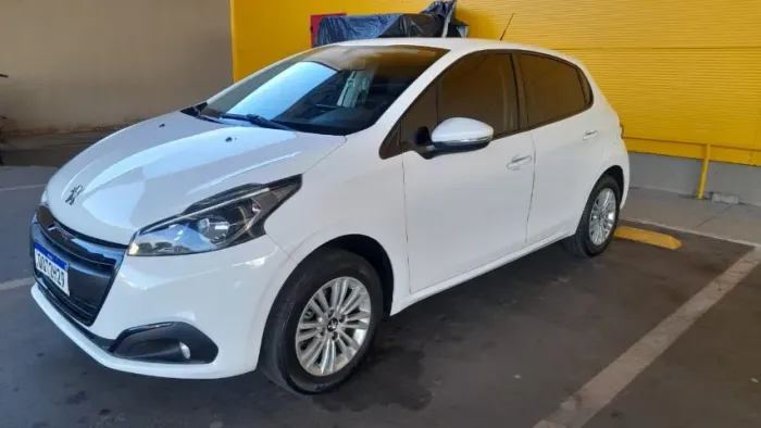 Peugeot 208 Active 1.2 Flex 12V 5P Mec. 2020