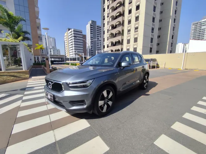 Volvo XC40 T-5 Momentum 2.0 252cv AWD 2019