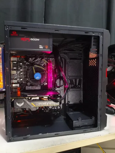 PC Gamer - GTX 1660 Super, I3 10110f, 16gb ram - Muito conservado