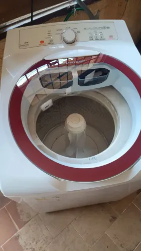 Maq. De lavar roupa 