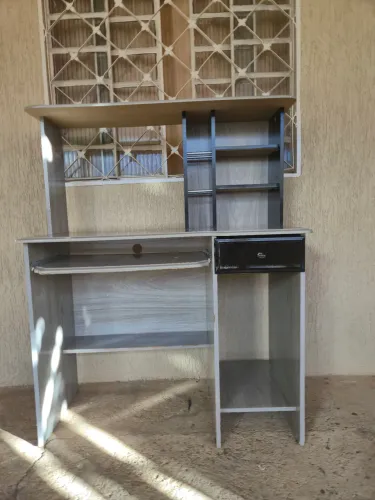 Escrivaninha/Mesa