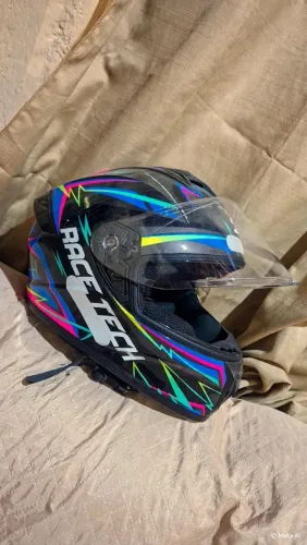 Capacete