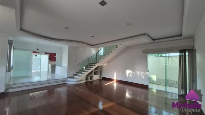 Casa em Condomínio para Locação em Teresópolis, TIJUCA, 4 dormitórios, 4 suítes, 5 banheir