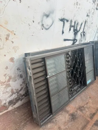 Janelas e Vitros [ USADOS ]