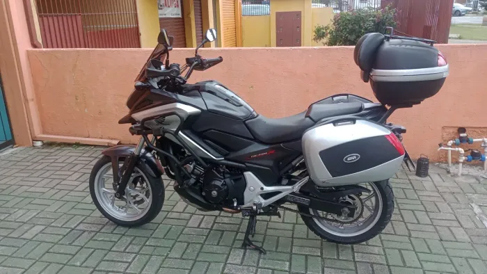 NC 750x MEGA EQUIPADA 