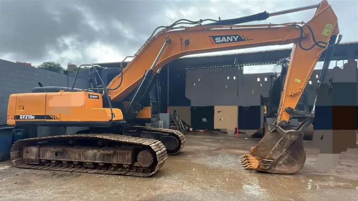 Escavadeira hidráulica sany ano 2013 8000 horas trabalhada