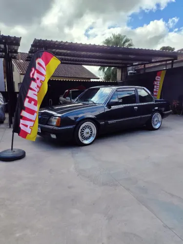 Chevrolet Monza GL 2.0 Efi/sl/l/650/club/barc.2e4p (álcool) 1987