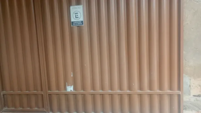 Vendo portão de alumínio