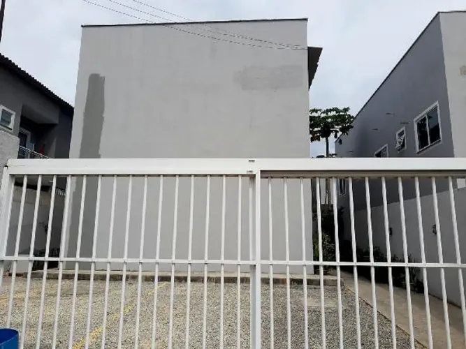 Apartamento no GERERAU em Itaitinga/CE - Caixa *3985
