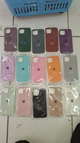 Capinhas para iPhone (Todos os Modelos)