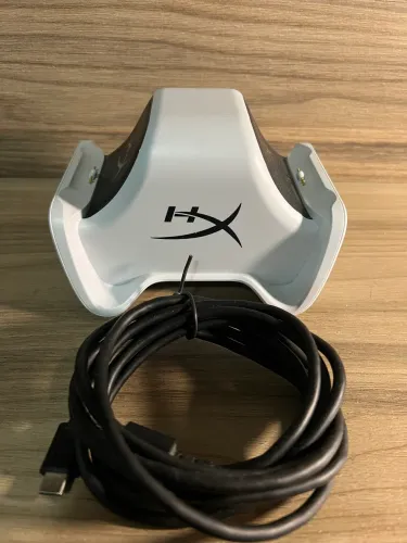 Playstation 5 - Base de carregamento DualSense Hyper X