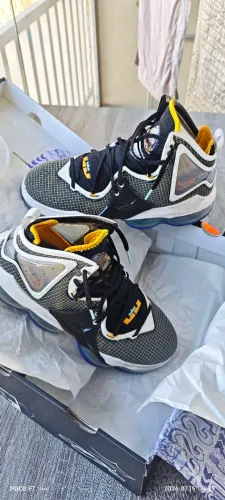 Tênis Nike LeBron 19 Los Angeles Lakers | Tam 44