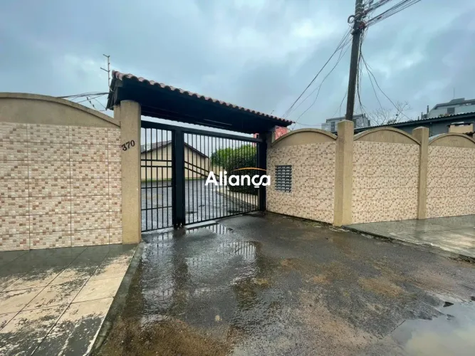 Excelente casa em condominio na rua Tamoios em Cachoeirinha/Rs.