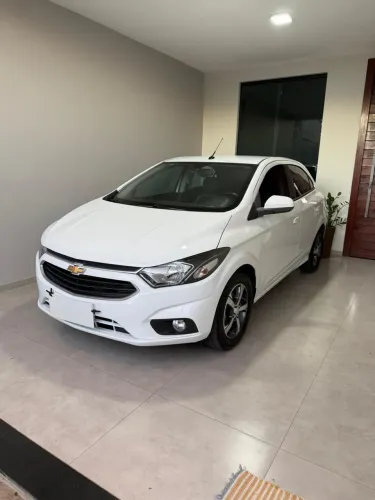Chevrolet Onix Hatch LTZ 1.4 8V Flex Aut. 4P 2017