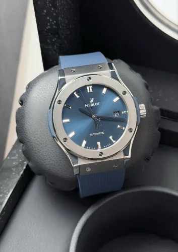 Hublot Classic Fusion Titanium