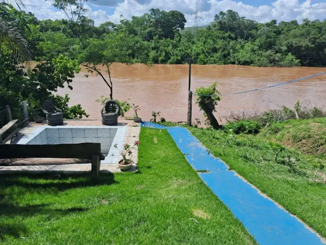 PESQUEIRO À VENDA BEIRA DO RIO CUIABÁ